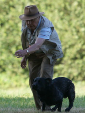 Photo de Marc Villette et de son Labrador Retriever